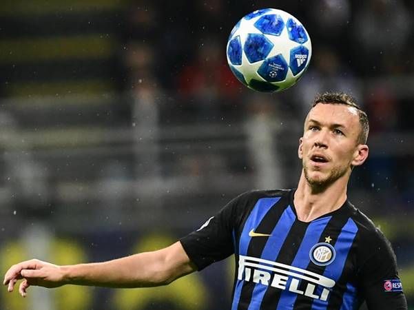 Cầu thủ Ivan Perisic gia nhập CLB Inter Milan vào năm 2015 Cầu thủ Ivan Perisic gia nhập CLB Inter Milan vào năm 2015