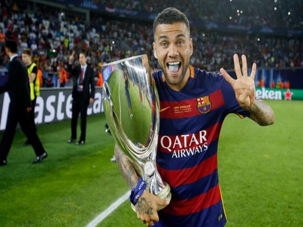 Danh sách hậu vệ cánh Barca đẳng cấp